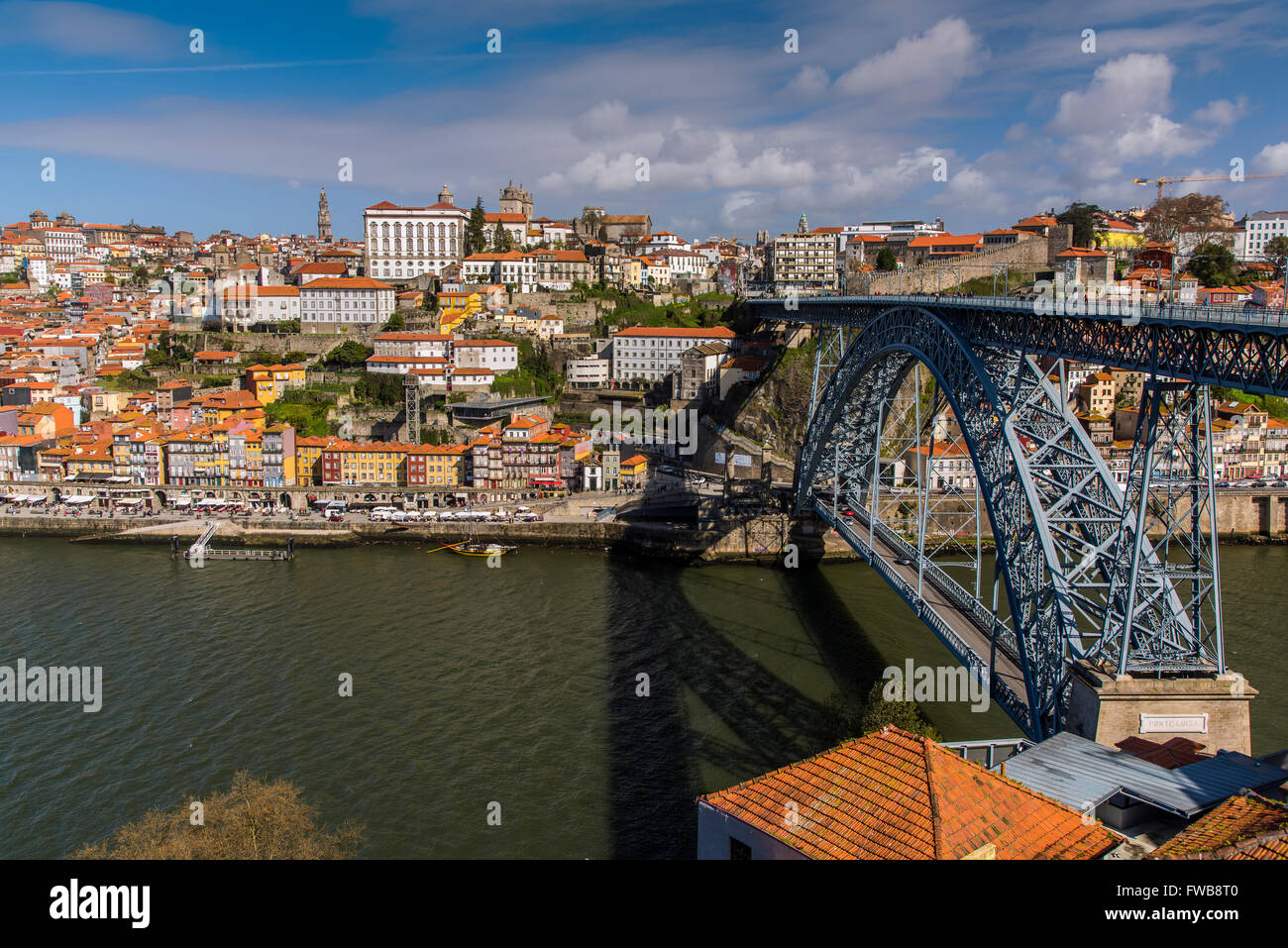 Dom Luis, die ich zu überbrücken und die Skyline der Stadt, Porto, Portugal Stockfoto