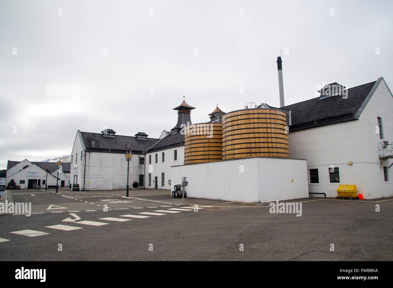 Die Dalwhinnie-Malt-Whisky-Destillerie in Dalwhinnie, Inverness-Shire, Schottland Stockfoto