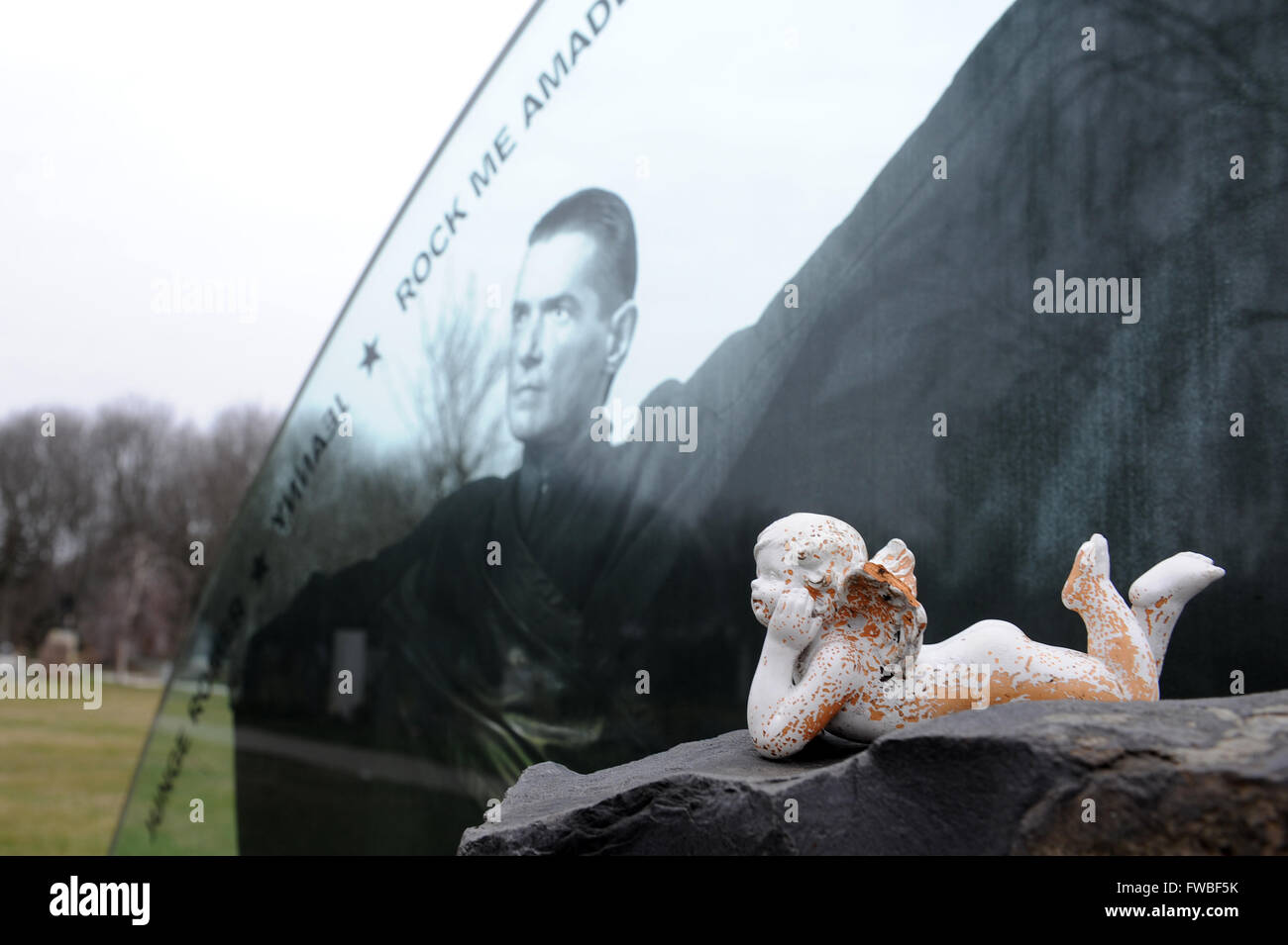 Letzte Ruhestätte für österreichische Sänger Falco aka Johann Hölzl am Wiener Zentralfriedhof Friedhof.  Mitwirkende: Falco wo: Wien, Deutschland bei: 2. März 2016 Stockfoto