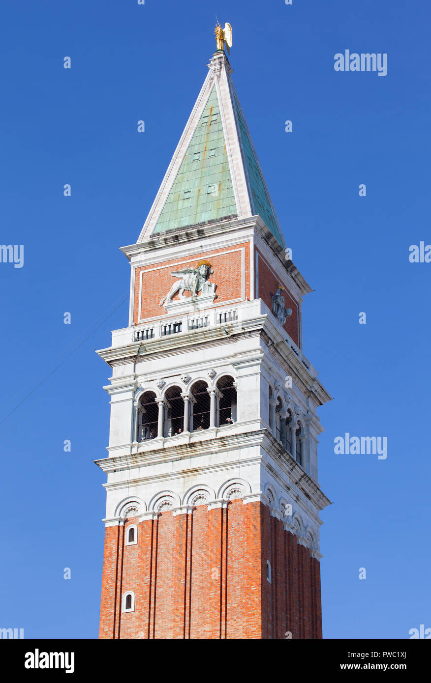 Ein Detail des Markusturm, Venedig, Venetien, Italien. Stockfoto