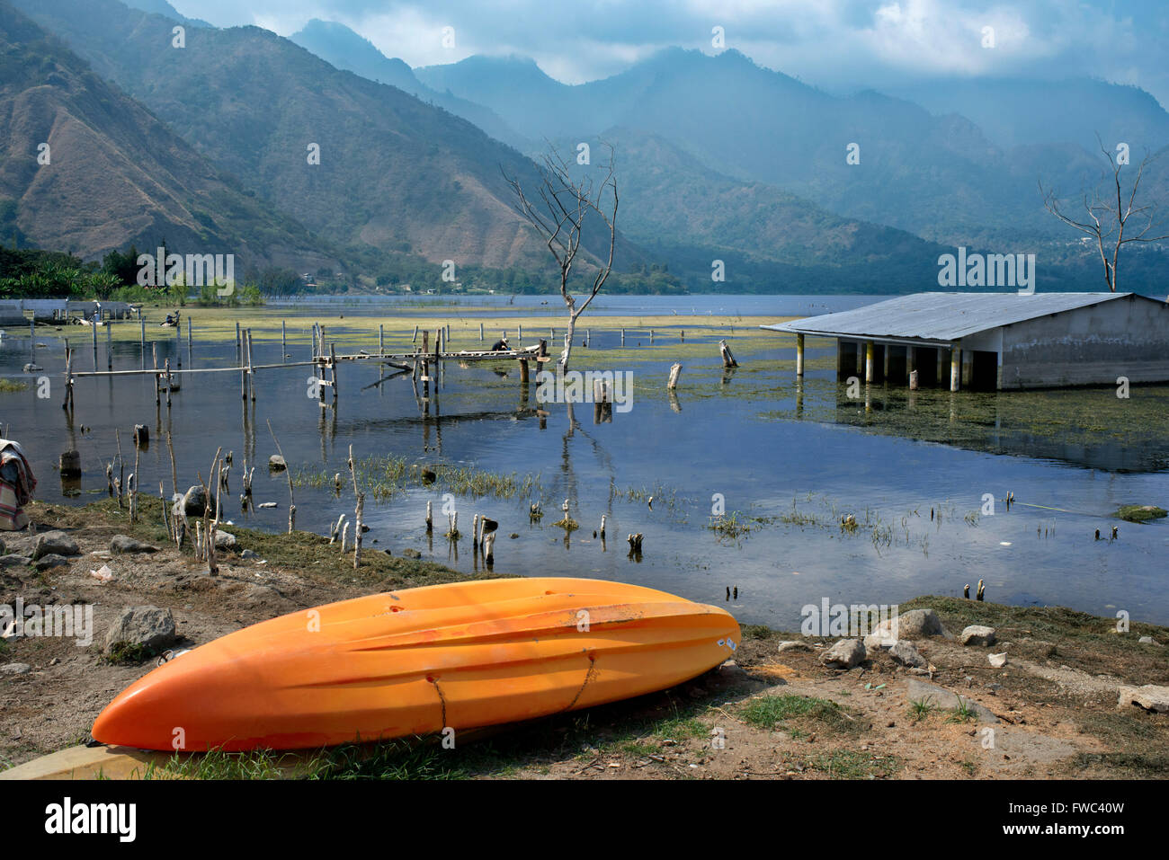 Kajak in San Juan La Laguna, Sololá, Guatemala. Santiago Atitlan See Atitlan, Guatemala. Stockfoto