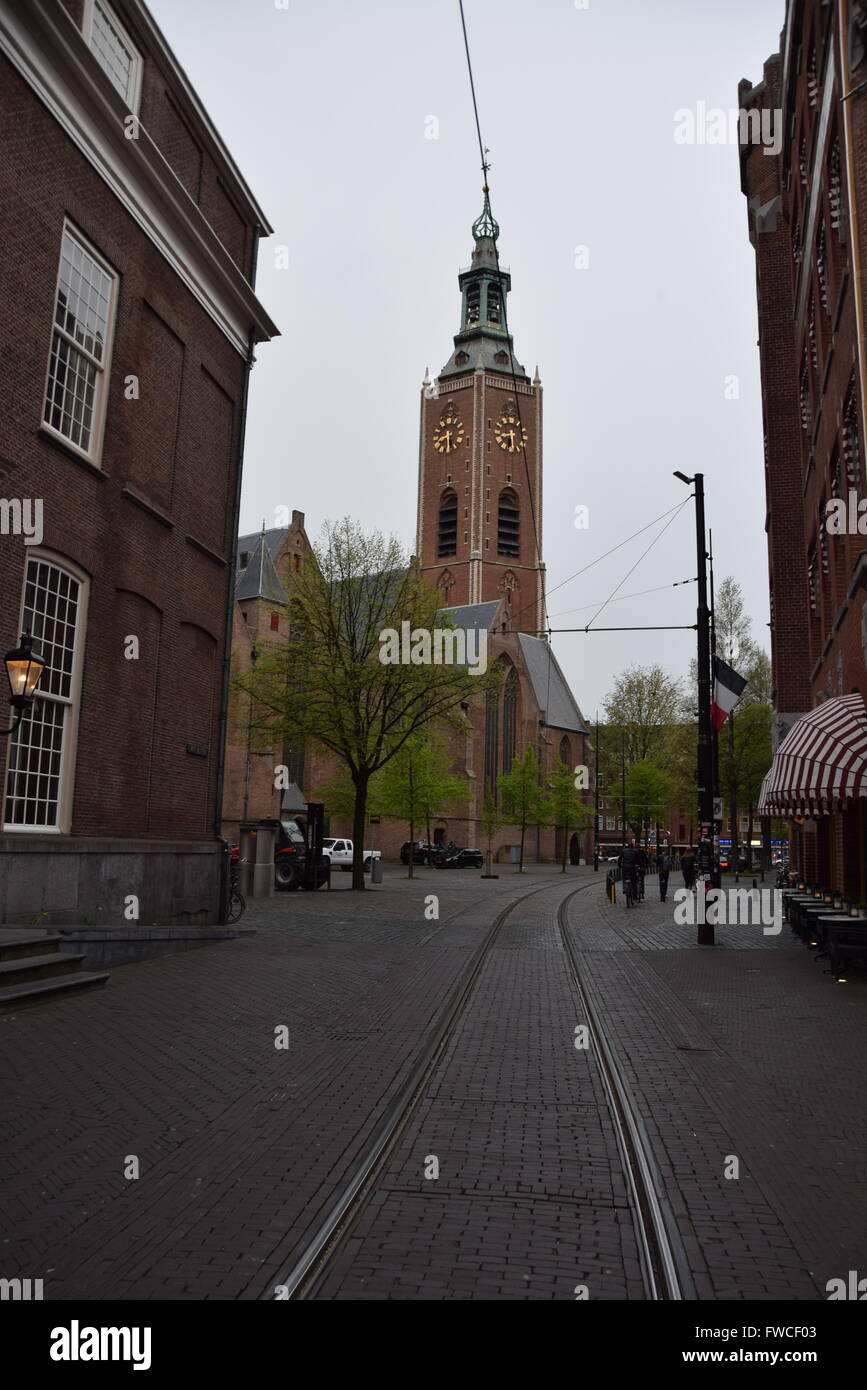 Service-Straßenbahn-Strecke in Rond de Grote Kerk Stockfoto