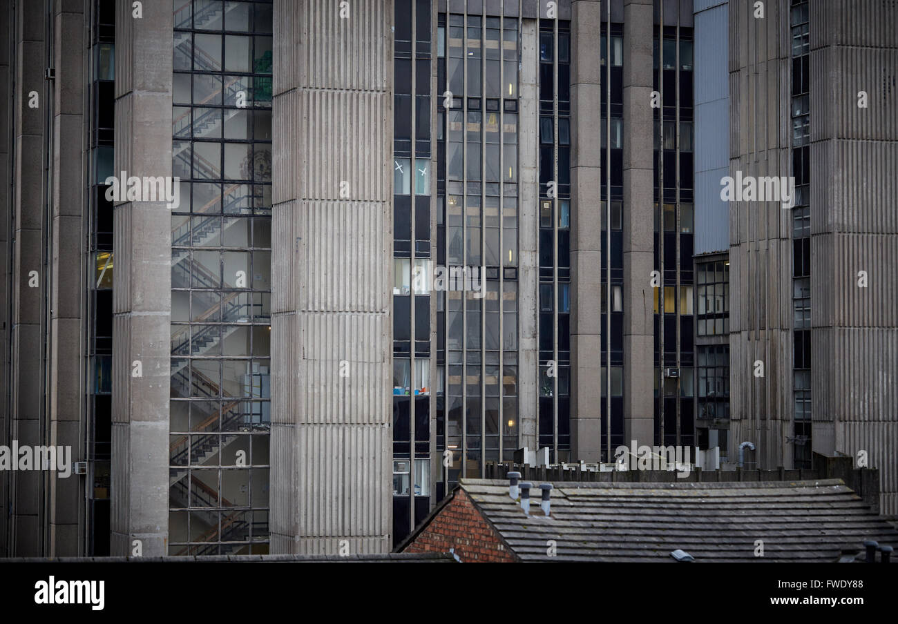 Das Royal Liverpool University Hospitals wichtige Lehre und Forschung Krankenhaus moderne Betonbauweise Brutalismus Stockfoto