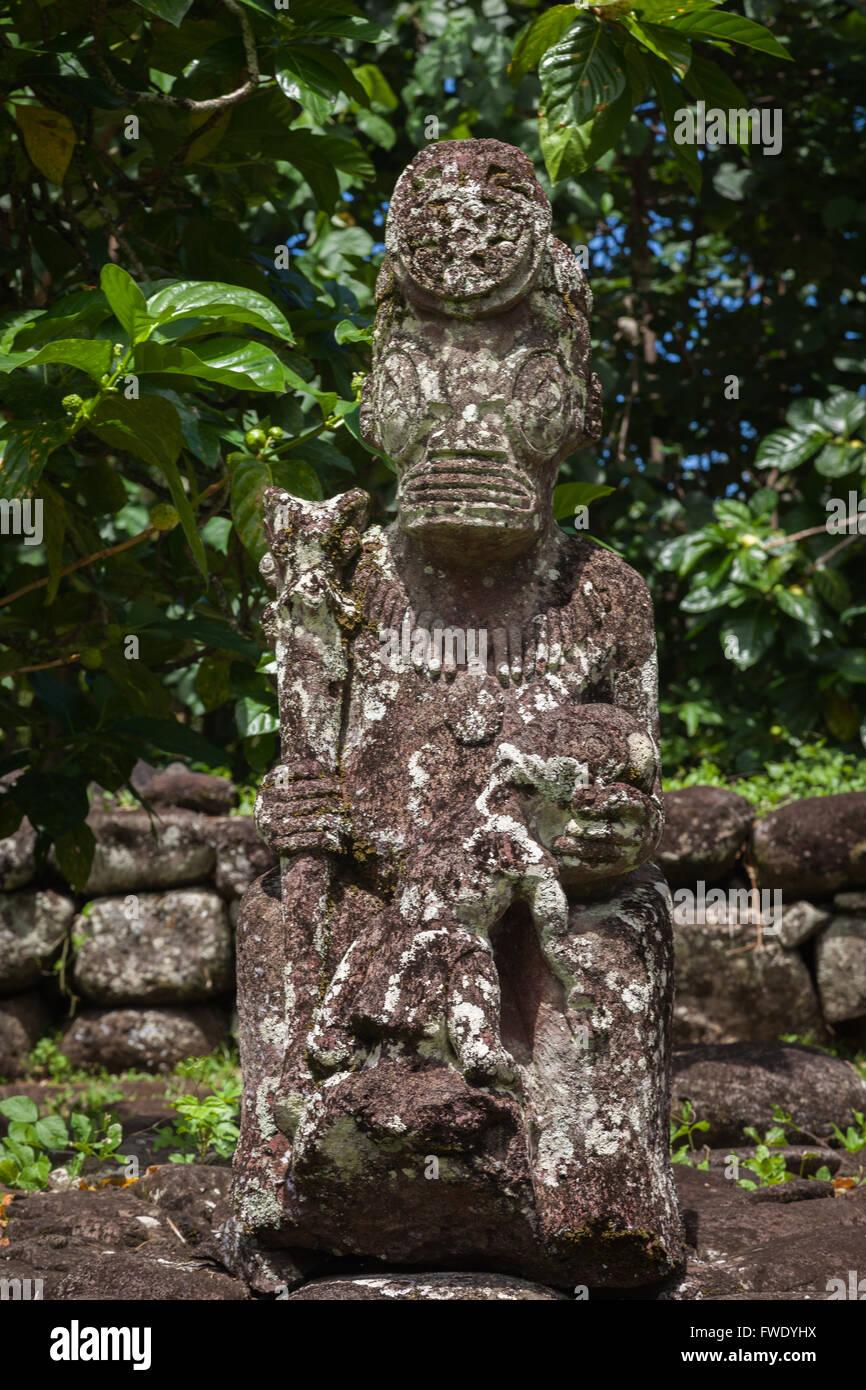 Tiki auf Nuku Hiva Stockfoto