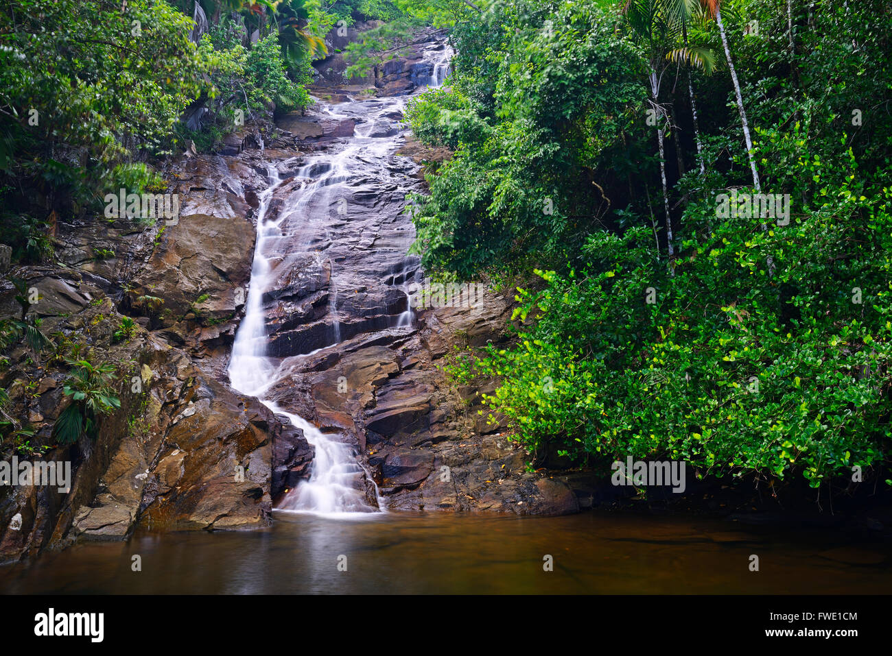 Traumstrand Anse Baleine, Mahe Ostkueste, Seychellen Stockfoto