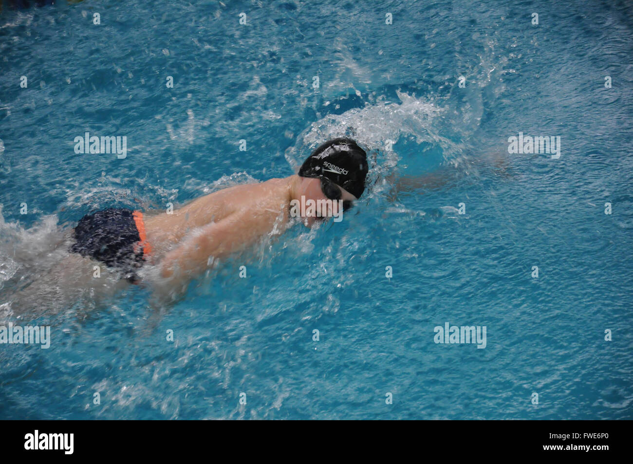 Kovrov, Russland. 28. Februar 2015. Schwimmen-Wettbewerb Stockfoto