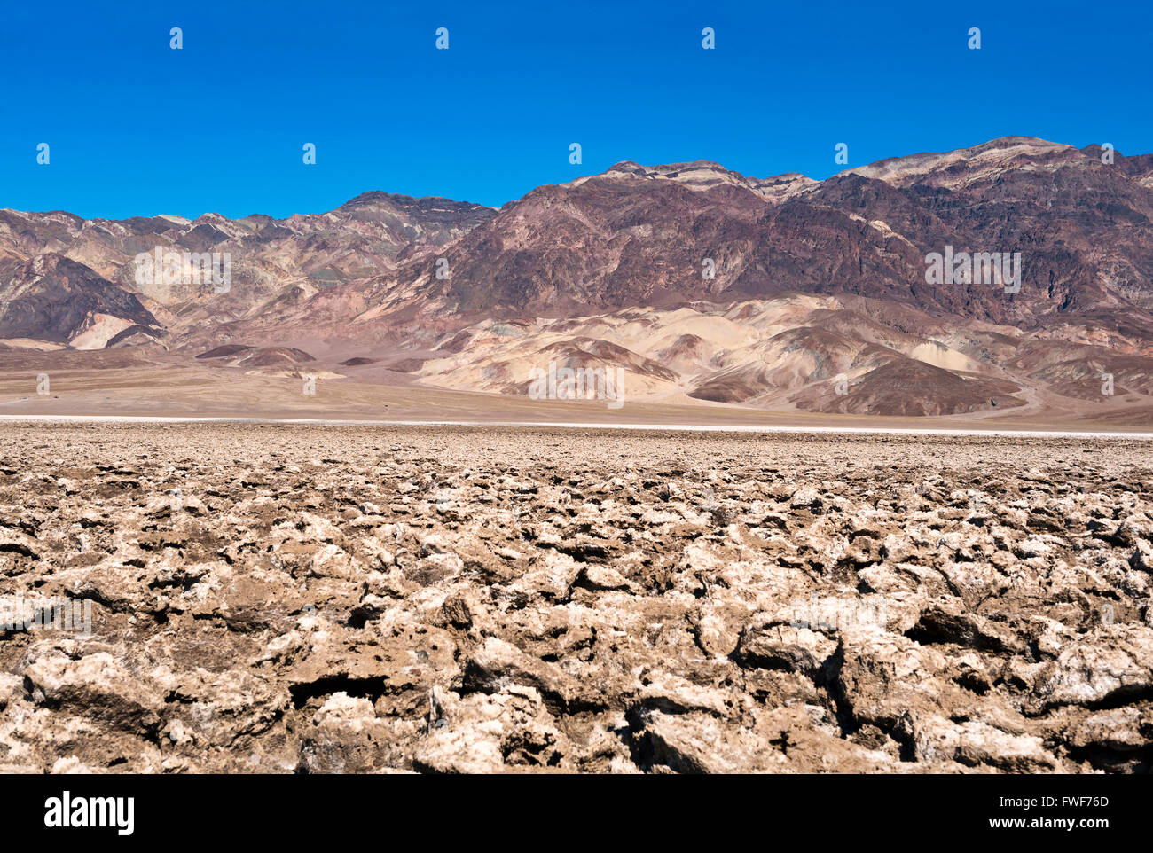2oo Füße unterhalb des Meeresspiegels im Death Valley, Kalifornien Stockfoto