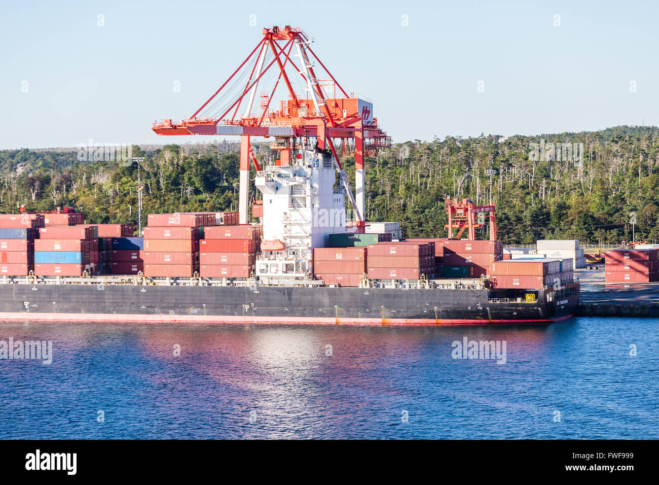 Fracht- und Frachter in der Nähe von Halifax, Nova Scotia Stockfoto