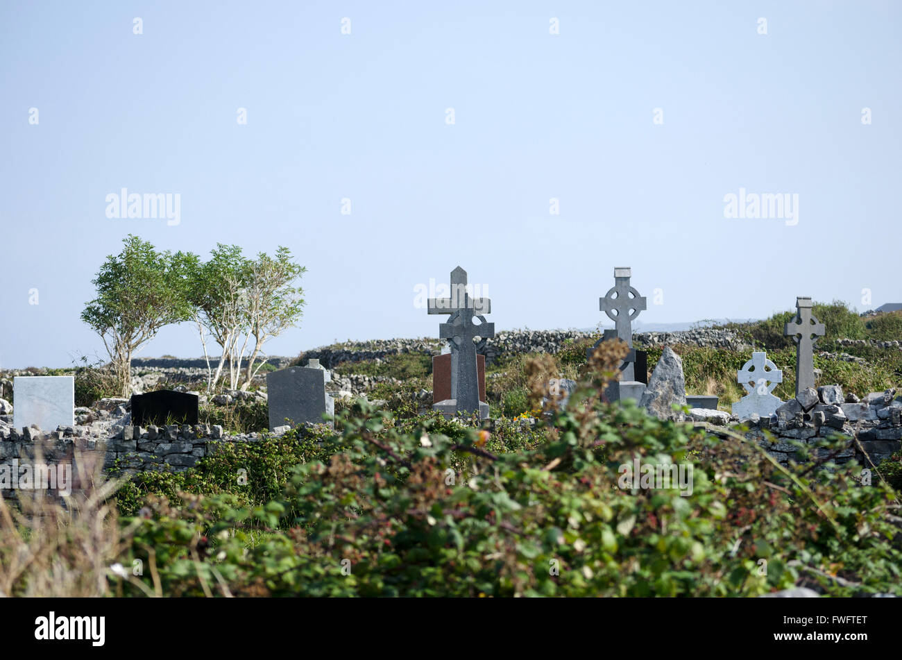 Christlichen Friedhof auf den Aran Insel Inishmore, Irland. Stockfoto