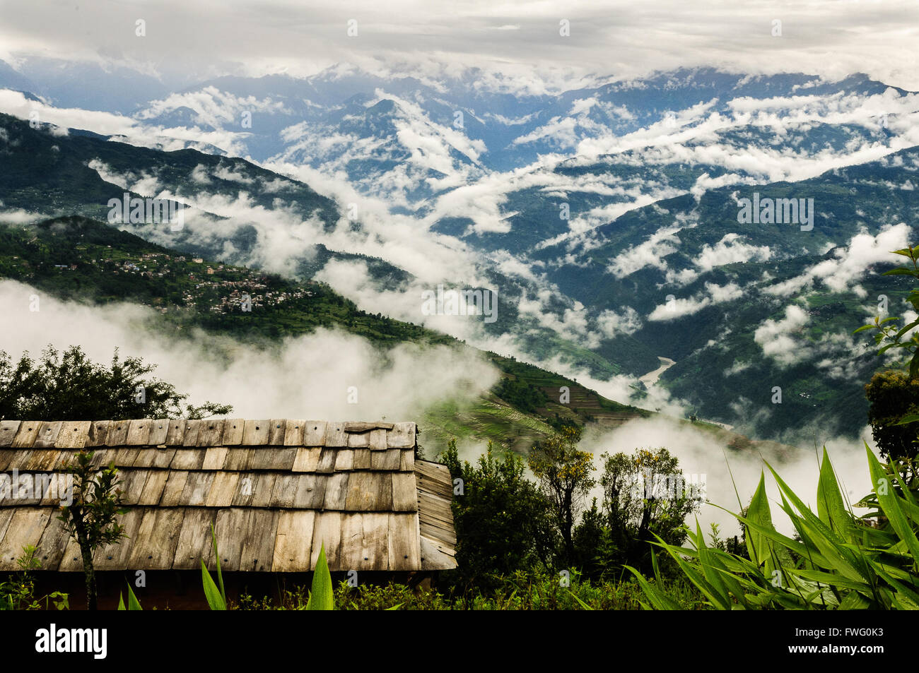 Monsun Wolken in Charikot, Nepal Stockfoto