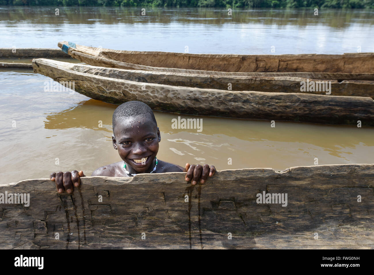 Schwimmen am Sangha-Fluss, Zentralafrikanische Republik, Afrika Stockfoto