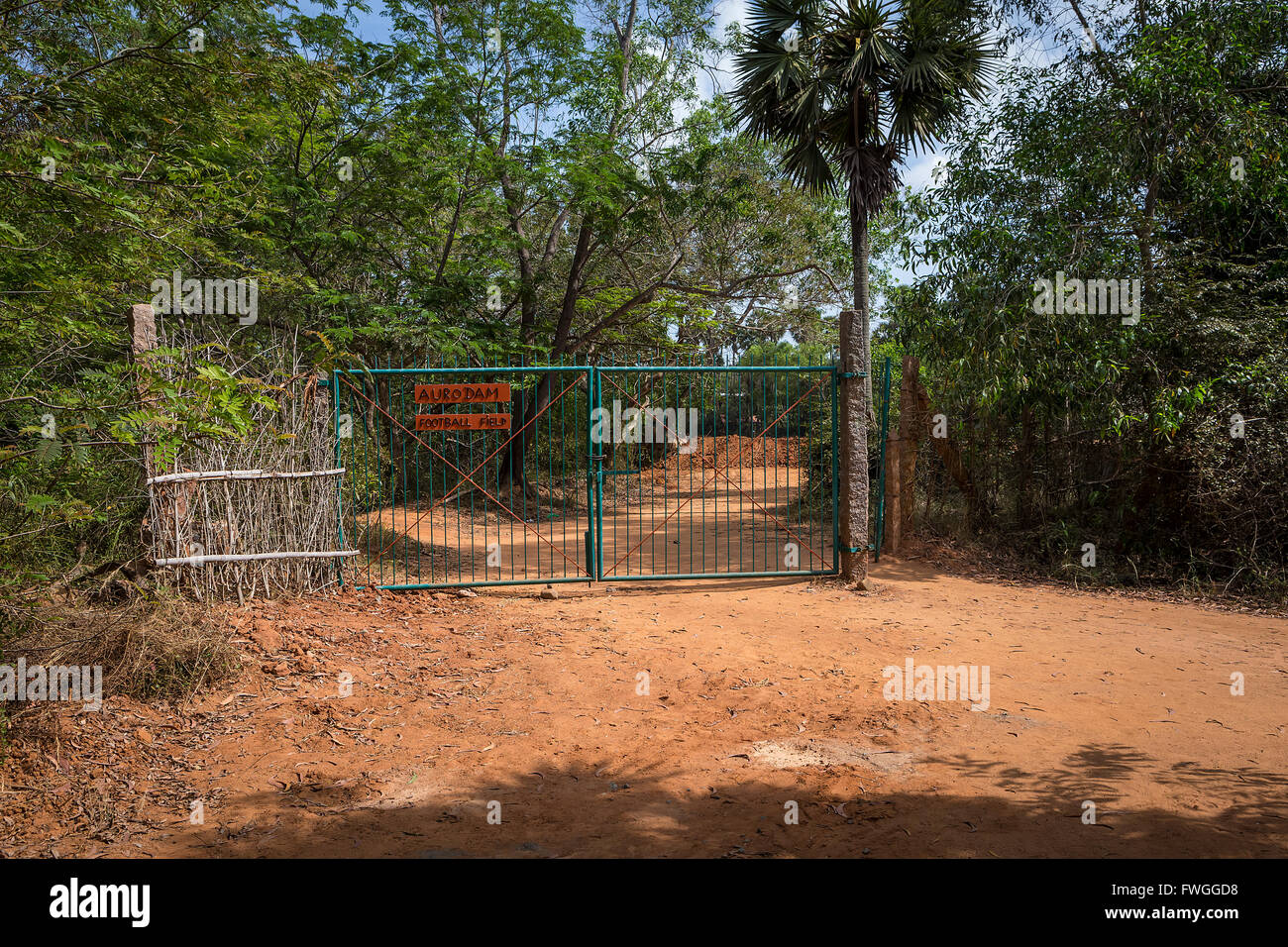 Fußballplatz von Auroville, eine experimentelle Township im Viluppuram Bezirk im Bundesstaat T Stockfoto