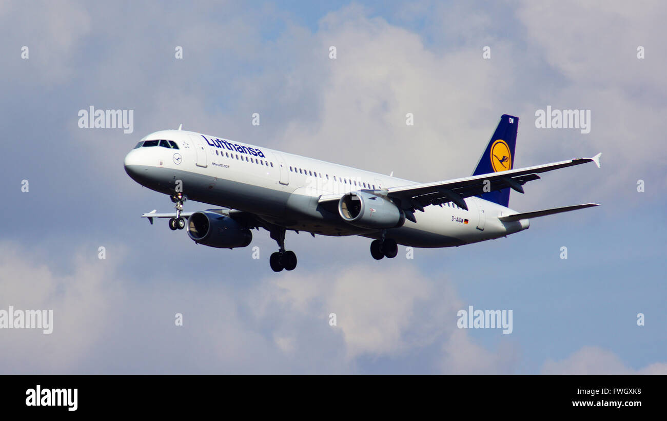 Lufthansa Airbus A321-200 (D-AIDW) Stockfoto