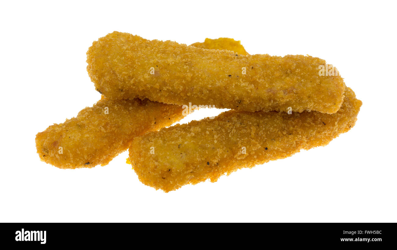 Drei Mikrowelle Huhn Finger isoliert auf einem weißen Hintergrund. Stockfoto