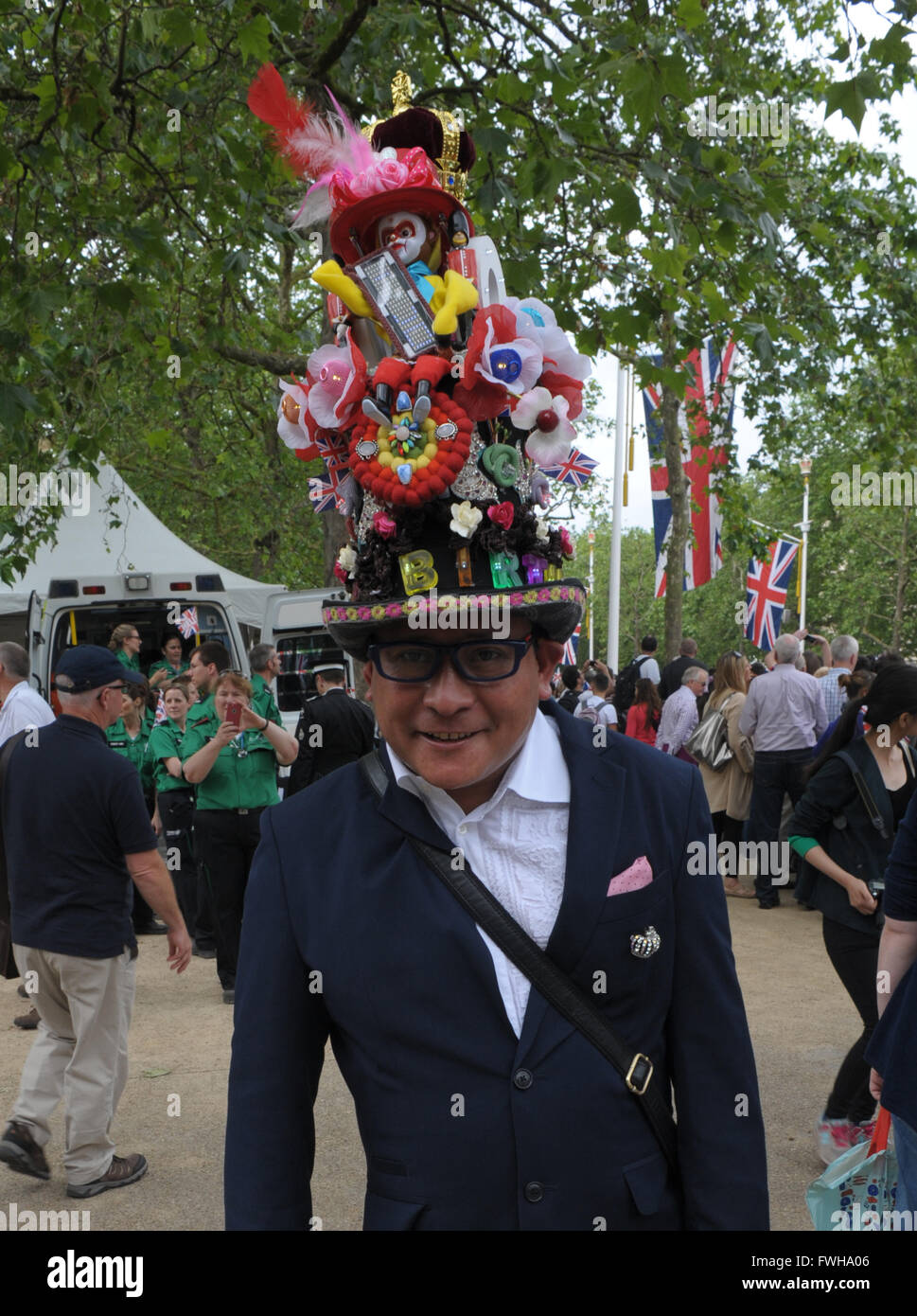 London, UK. 11. Juni 2016. Chito Salazar-Grant, 51, der Battersea Hut Mann an die Trooping die Farbe auf Horse Guards Parade hier 11. Juni 2016.  HUGH ALEXANDER/Alamy Live-Nachrichten Stockfoto