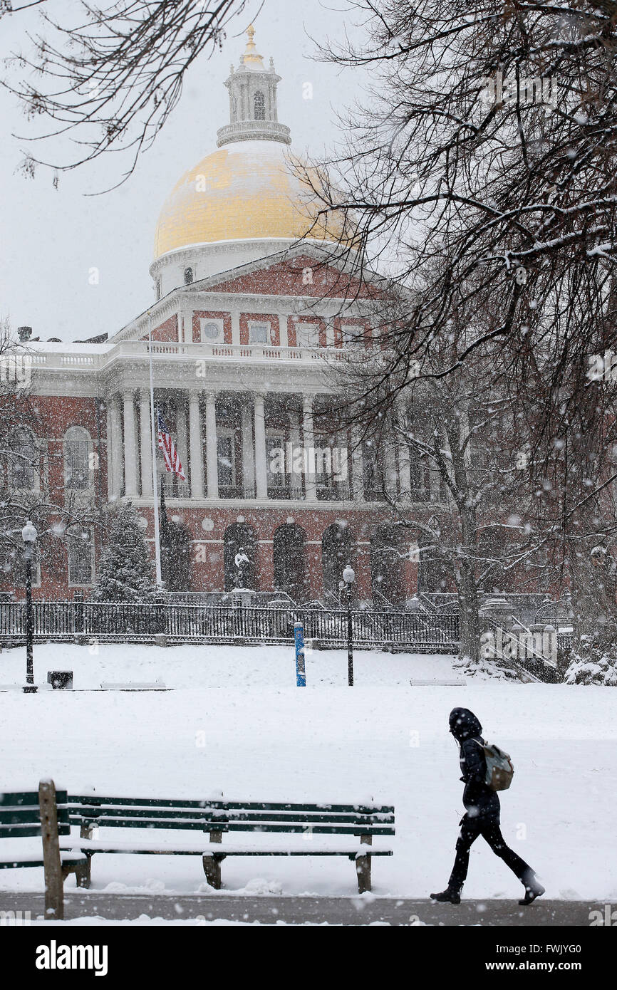 Schneefall, Boston Common, Massachusetts State House Stockfoto