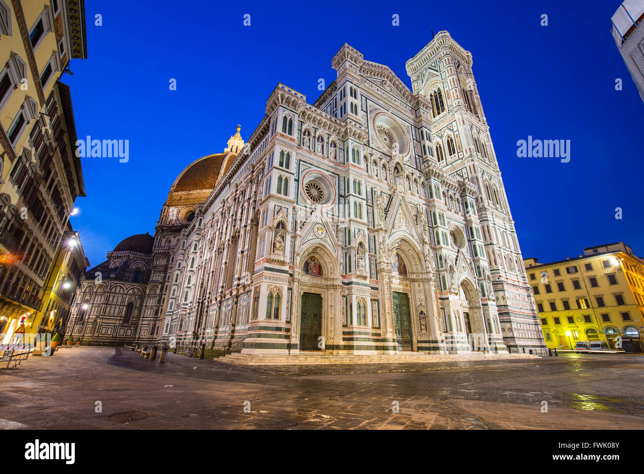 Nahaufnahme der Kathedrale Santa Maria del Fiore (Duomo) in Florenz, Italien. Stockfoto