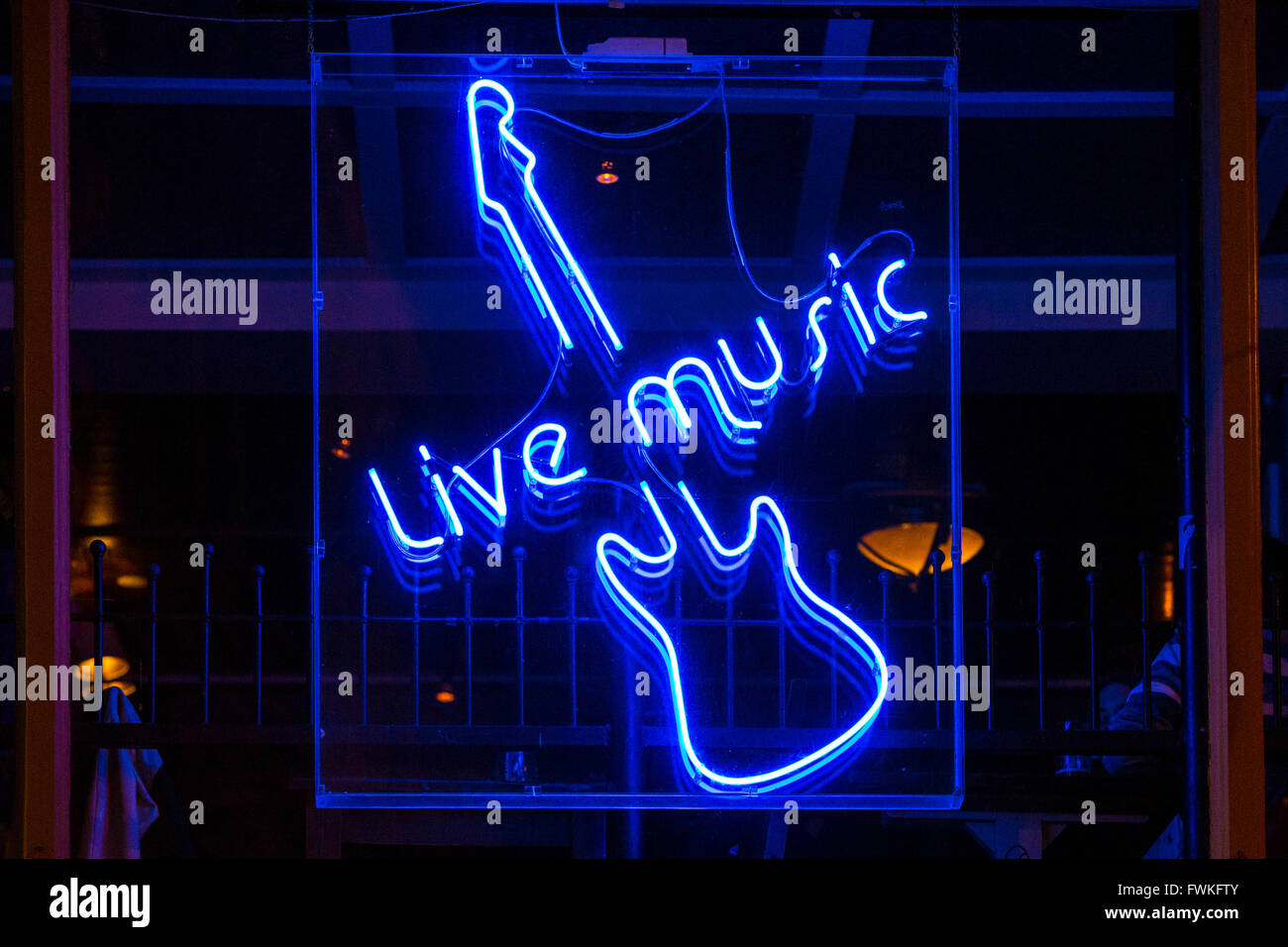 Blaue Livemusik Neon London Chinatown Stockfoto