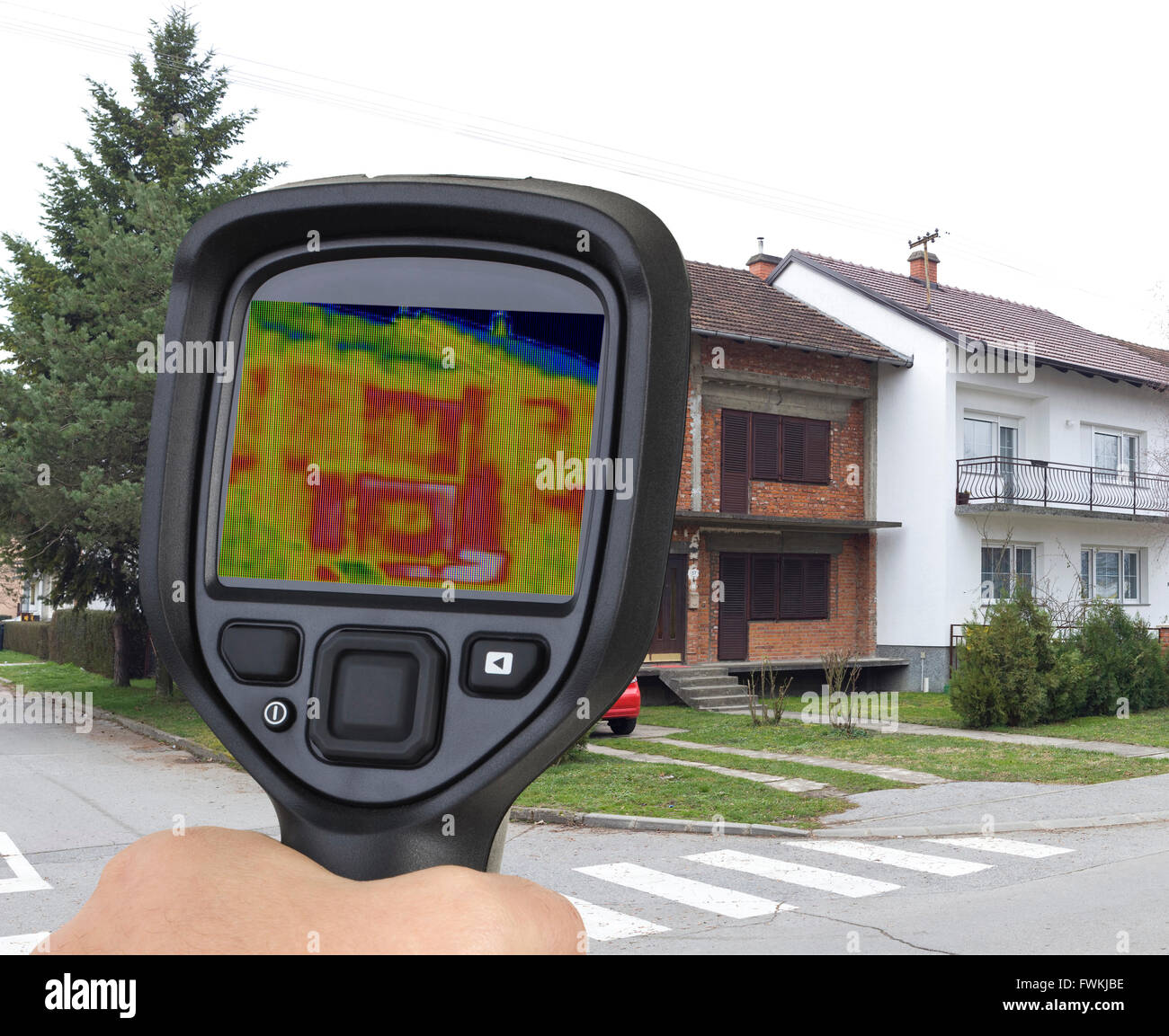 Rohen Doppelhaushälfte Ziegel Haus Wärmebildkameras Stockfoto