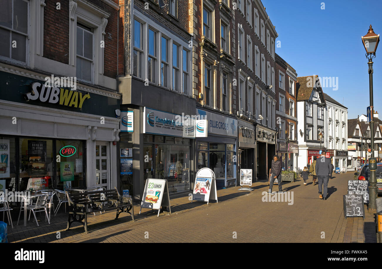 Banbury High Street . Geschäfte und Fußgängerweg. Oxfordshire England, Großbritannien Stockfoto