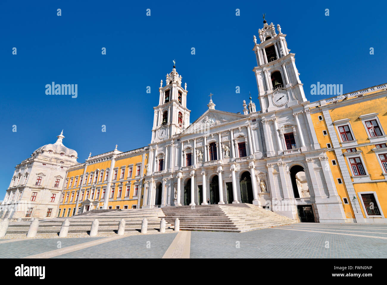 Portugal: Nationalpalast und das Kloster von Mafra Stockfoto