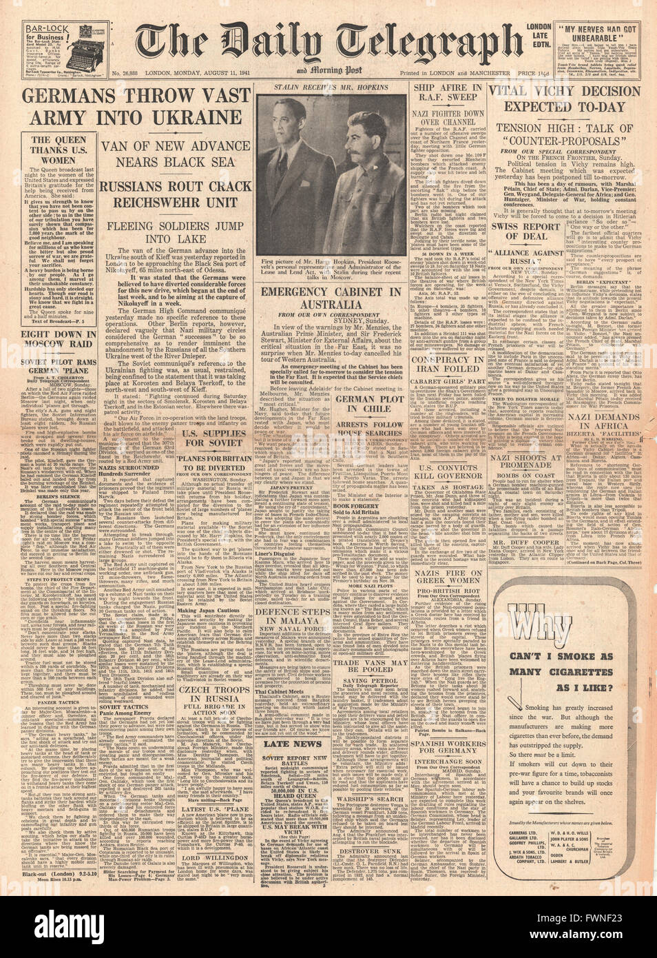 1941 fordert Titelseite Daily Telegraph australische Premierminister Robert Menzies Notfall Kabinettssitzung über Japan-Krise und deutschen und russischen Armeen kämpfen in der Ukraine Stockfoto