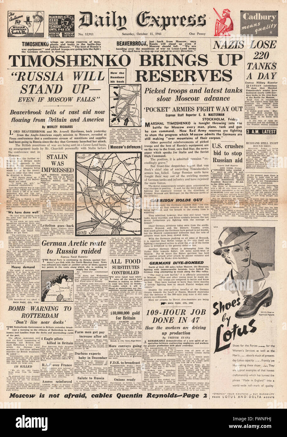 1941 Front Page Daily Express Schlacht um Moskau und Großbritannien Russland zu Hilfe Stockfoto