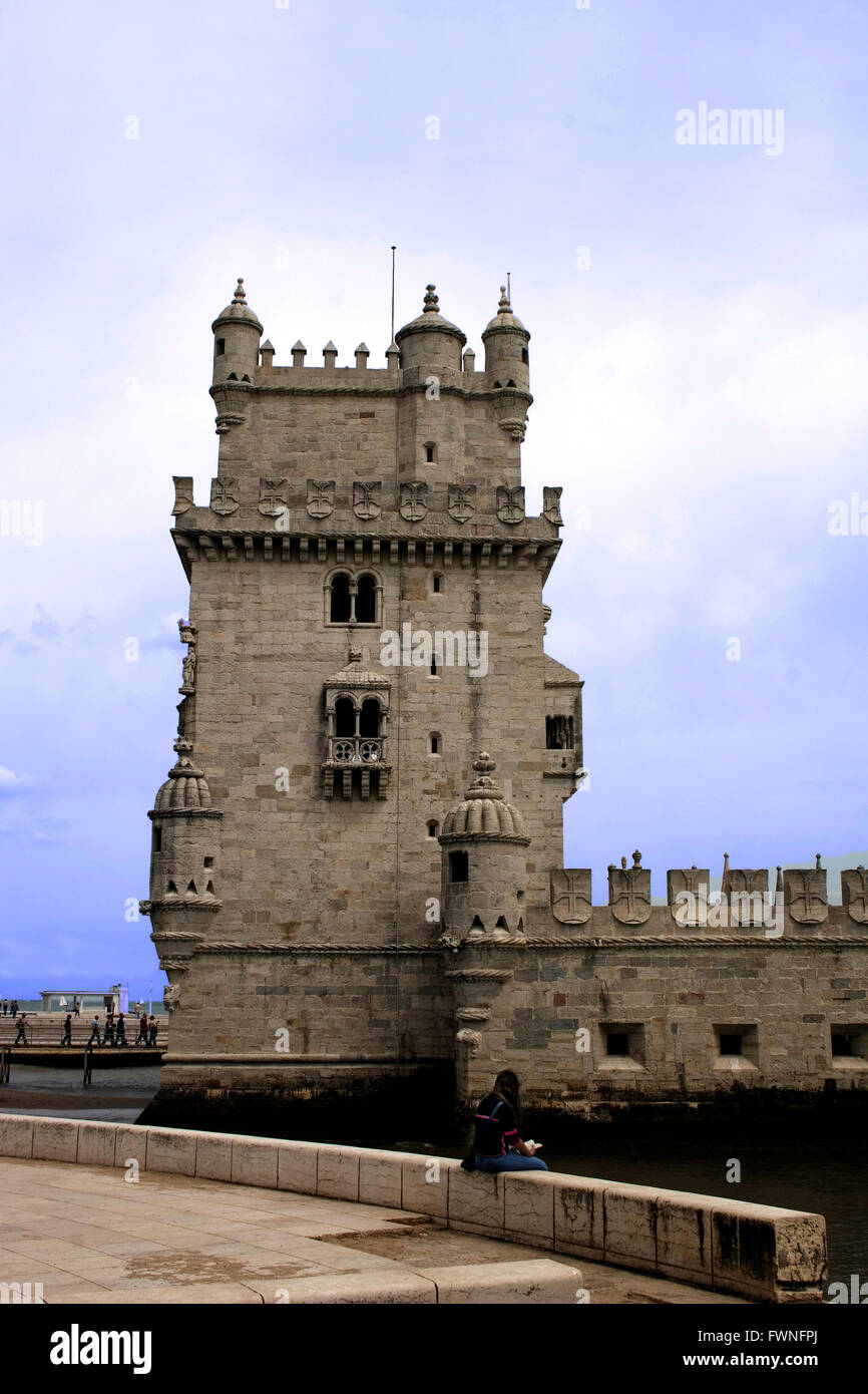 Turm von Belem, Alfama Viertel, Lissabon, Portugal, Europa, Architektur, blauer Himmel, Hauptstadt, Burg, Küste, Küste, Küste, Stockfoto
