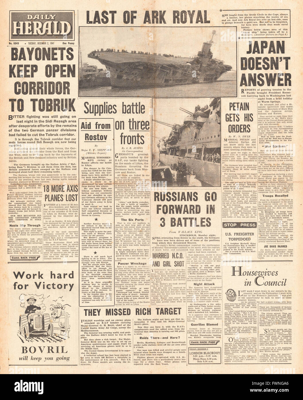 1941-Titelseite Daily Herald Kampf um Libyen und Tobruk, Krise in Fernost und Untergang der HMS Ark Royal Stockfoto