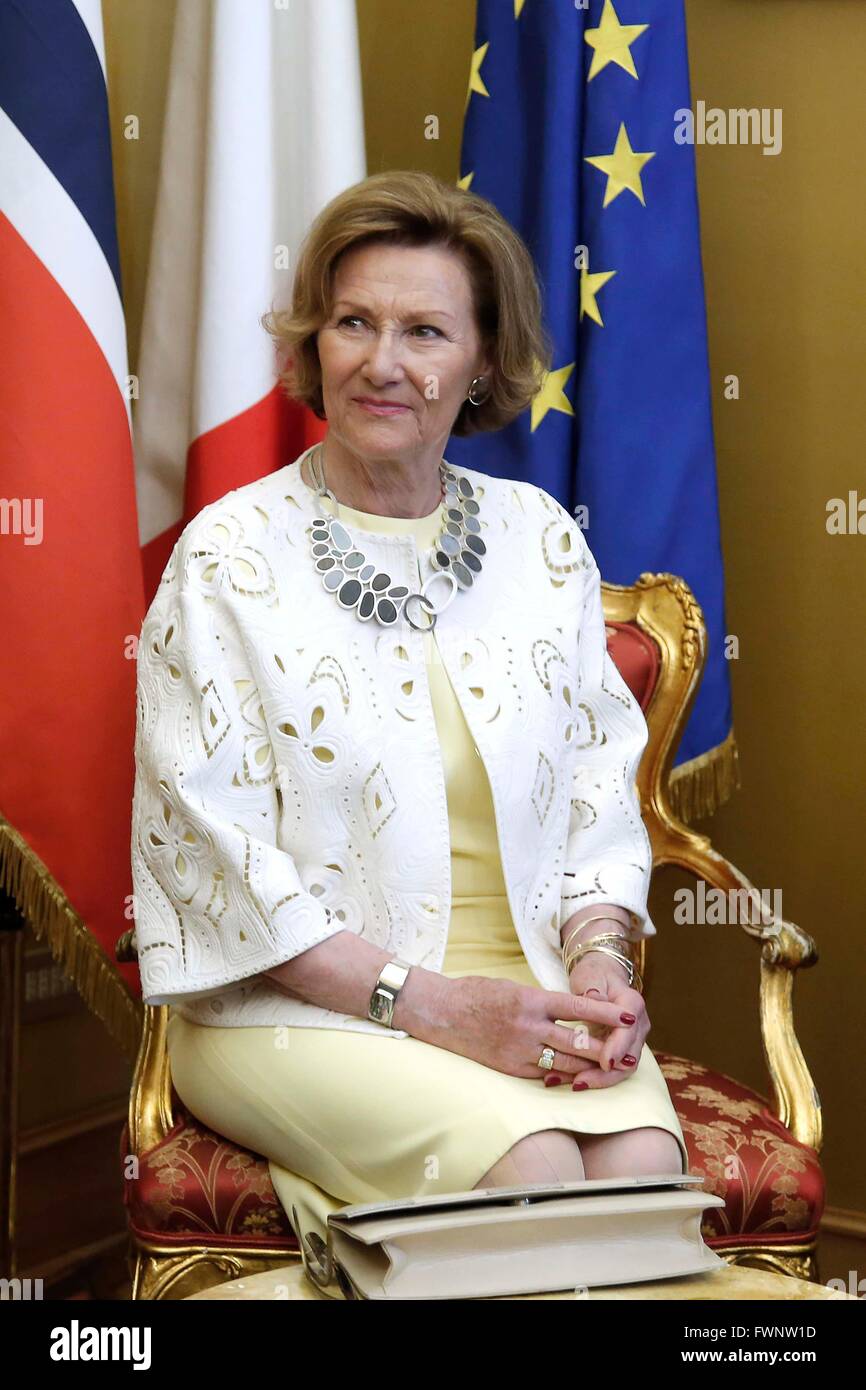 Rom, Italien. 6. April 2016. König Harald und Königin Sonja von Norwegen Besuch der Abgeordnetenkammer. Bildnachweis: Insidefoto/Alamy Live-Nachrichten Stockfoto