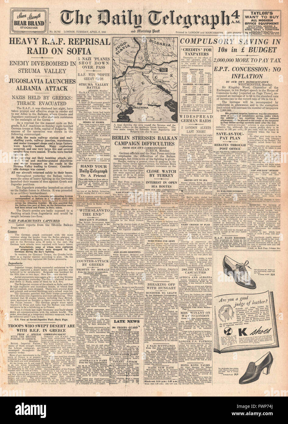 1941-Titelseite Telegraph das Tagesbudget und RAF-Überfall auf Sofia Stockfoto