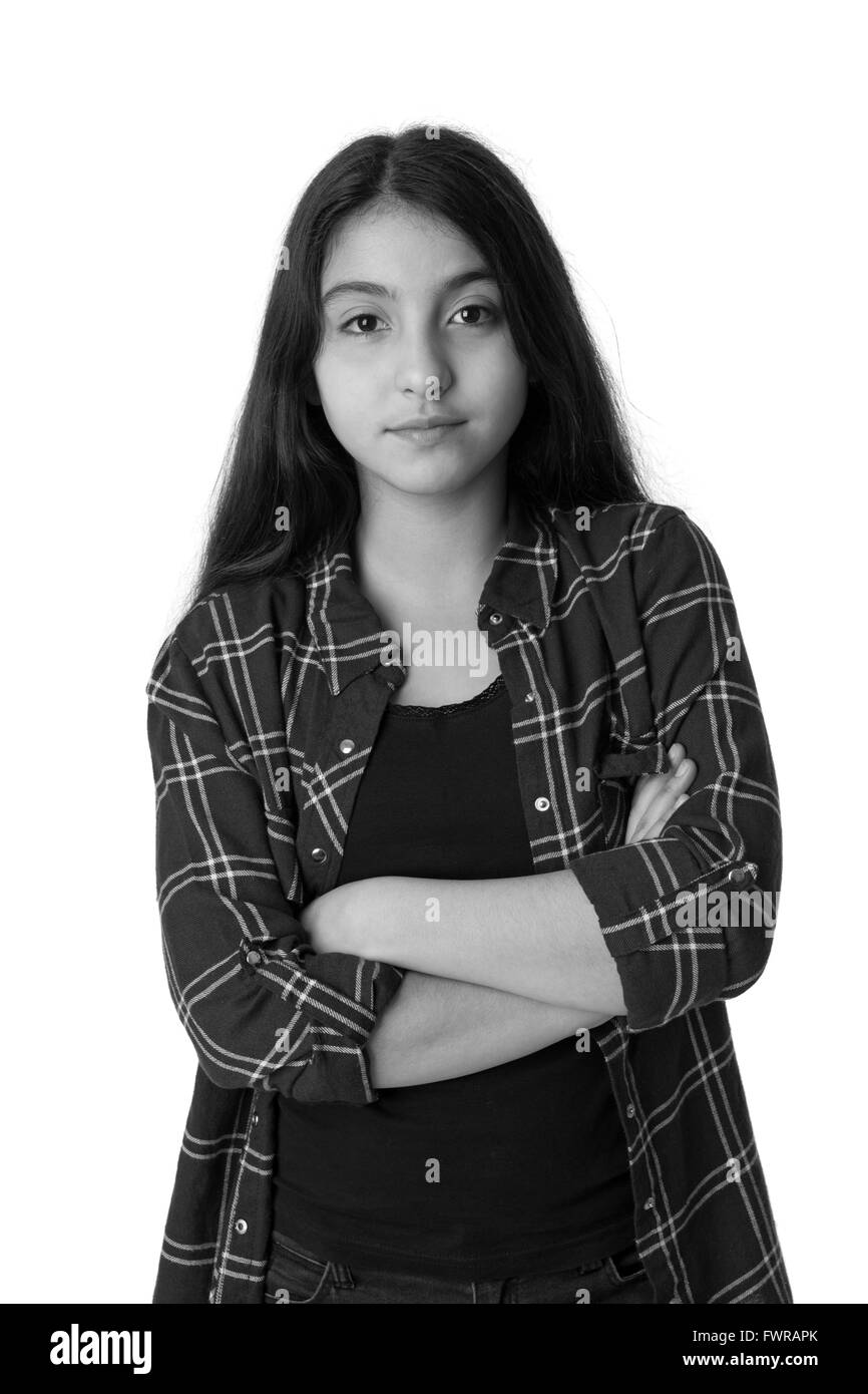 Porträt eines zuversichtlich jungen Mädchens in schwarz / weiß Stockfoto
