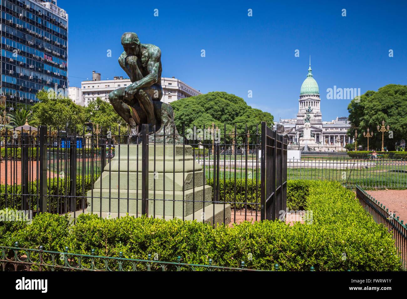 Das Rodin Denker Monument Plaza Congreso in Buenos Aires, Argentinien, Südamerika. Stockfoto