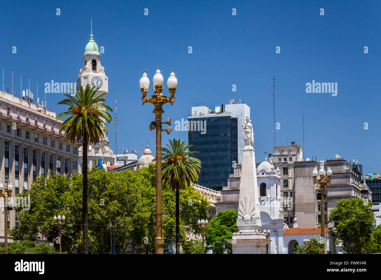 Architektur und Denkmäler an der Plaza de Mayo in Buenos Aires, Argentinien, Südamerika. Stockfoto