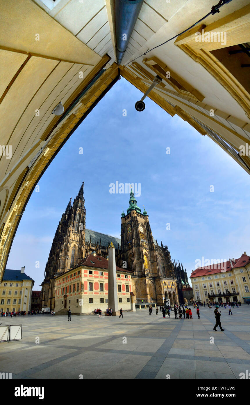 Prag, Tschechische Republik. St-Veits-Dom (seit 1997, die Kathedrale des Heiligen Vitus, Wenzel und Adalbert)... Stockfoto
