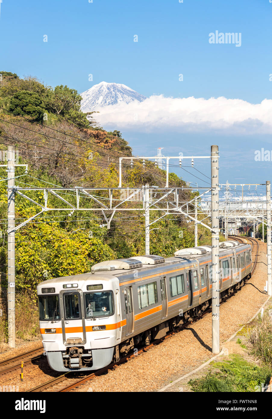 Trainieren Sie mit Mt. Fuji Shizuoka Japan Stockfoto