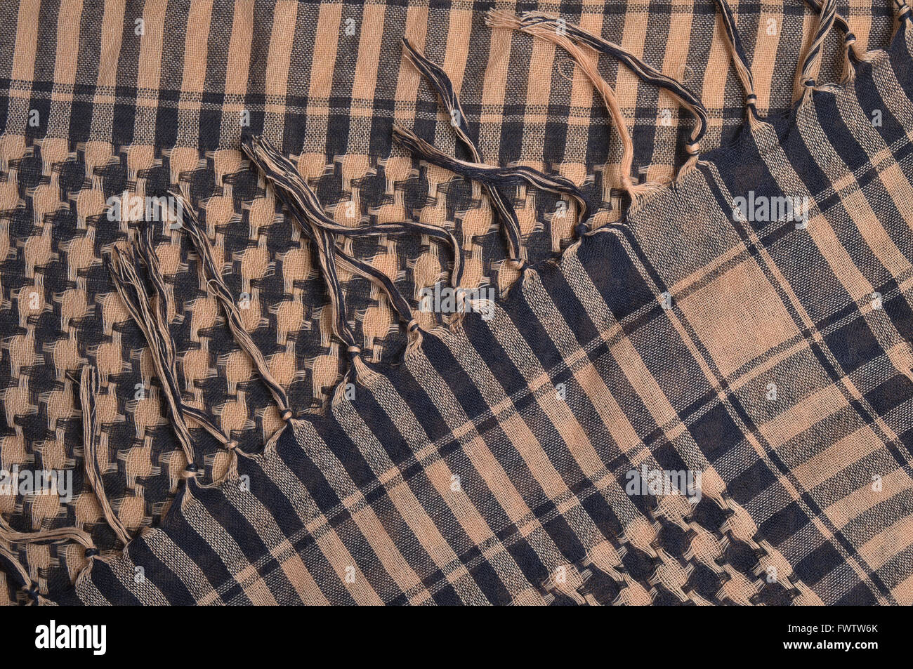 Shemagh (Keffiyeh) Schal. Traditionelle und taktische Bekleidung Stockfoto