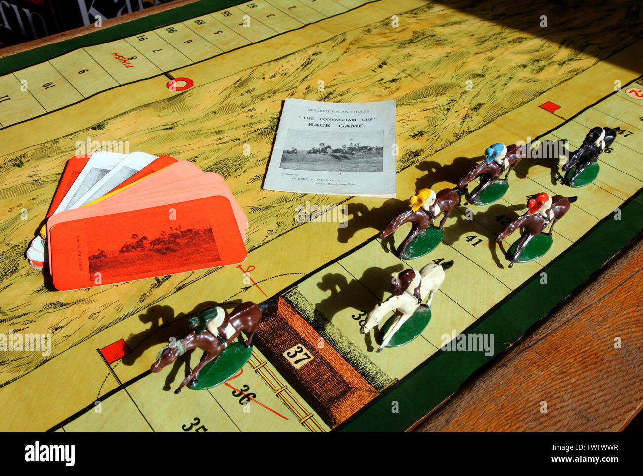 Brettspiel des irischen Conyngham Cup Rennens, jetzt in seinem 162 Jahr Stockfoto