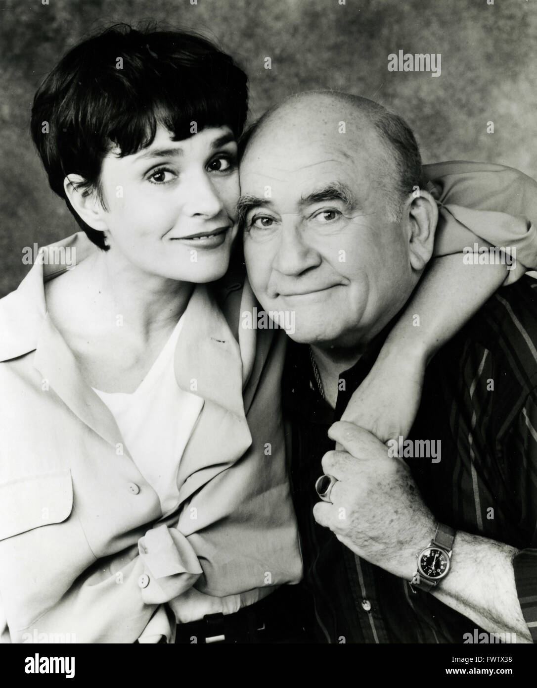 Diane Venora und Edward Asner in der Fernsehserie Thundey Gasse, USA 1994 Stockfoto