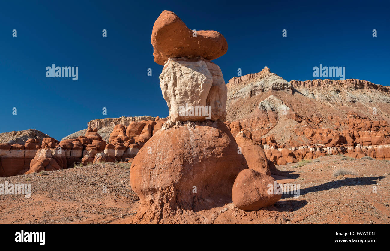 Sandstein-Goblins und Hoodoos am kleinen Ägypten geologischen Standort Bicentennial Autobahn Gebiet südlich Hanksville, Utah, USA Stockfoto