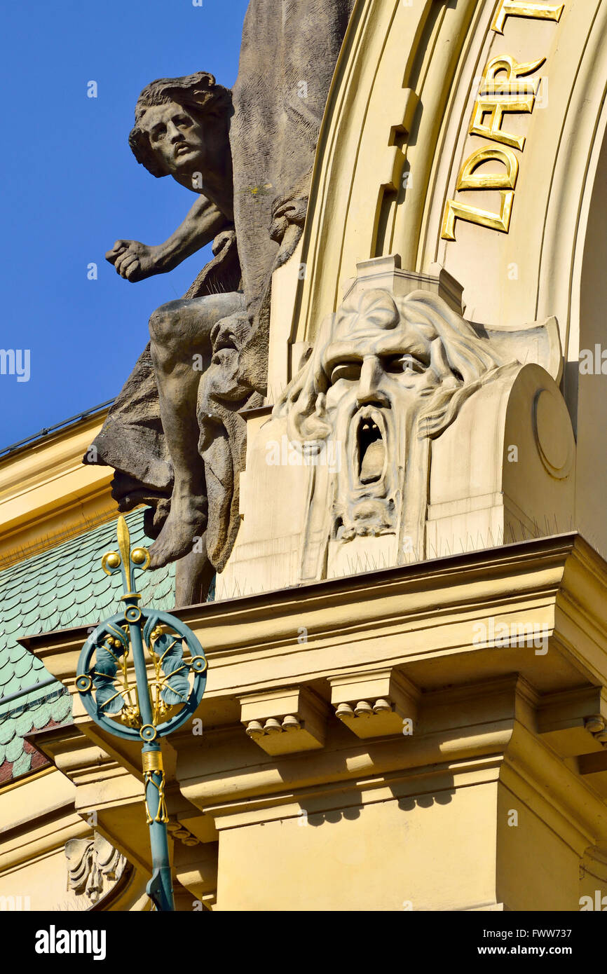 Prag, Tschechische Republik. Obecni Dum / Gemeindehaus (1912 - renovierte der 1990er Jahre) Jugendstil-Gebäude - Fassade Detail... Stockfoto