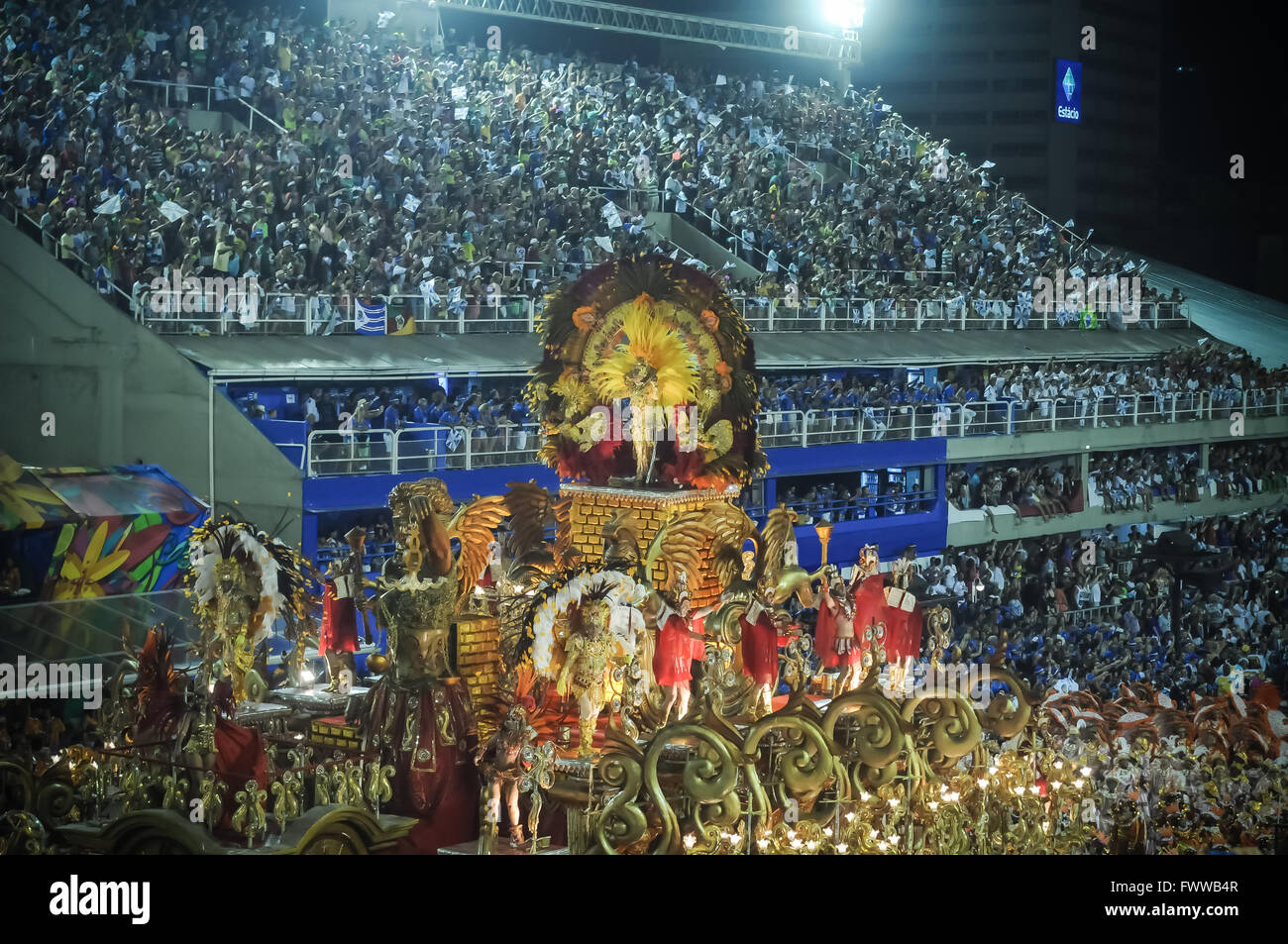 Sambaschule Beija-Flor paradieren am Rio Karneval 2016 Stockfoto