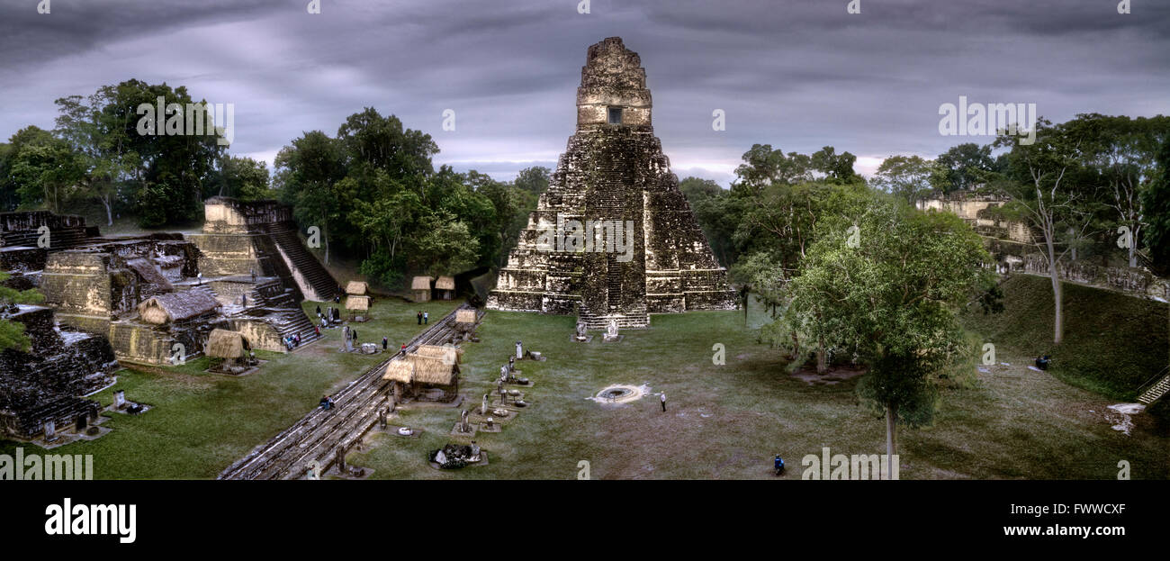 der Hauptplatz von Maya Stadt Tikal in Guatemala, Tikal Stockfoto