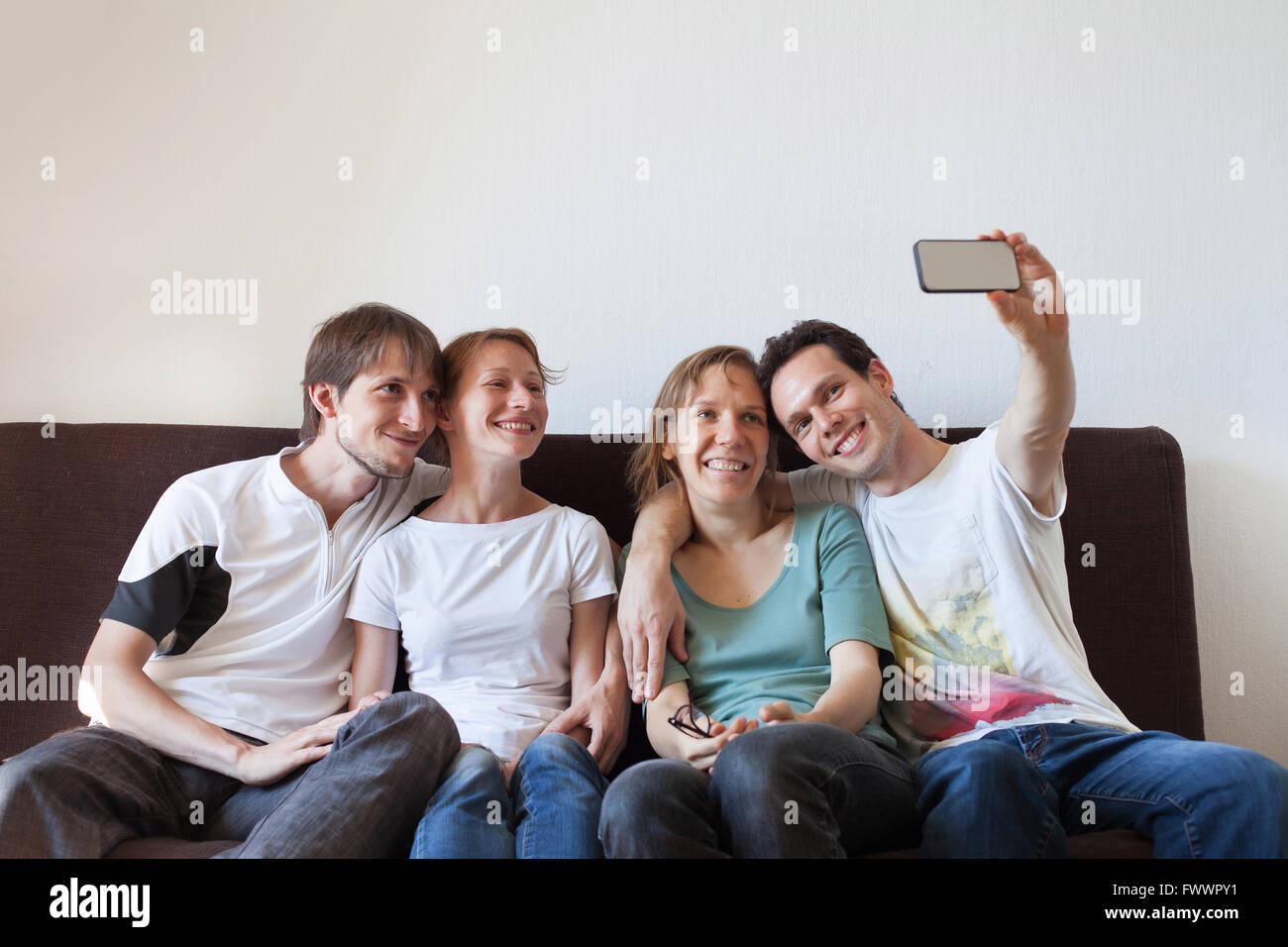Gruppe von Freunden, Fotos von sich selbst, nach Hause zu nehmen, Party, selfy Stockfoto