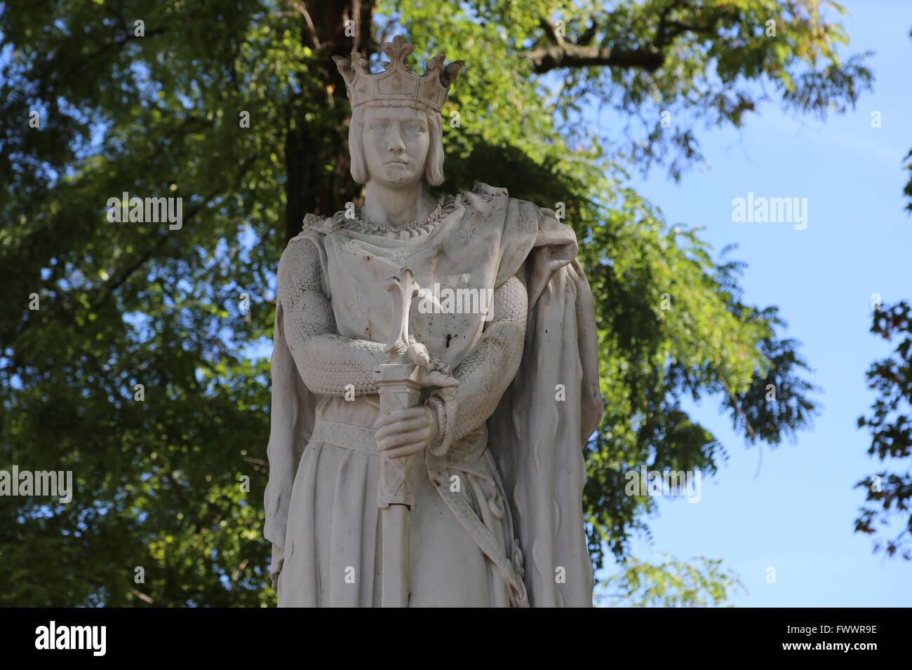 Statue von Saint Louis oder Ludwig IX. (1214-1270). König von Frankreich.  Vincennes. Frankreich. Vom Bildhauer A. Mony, 1906. Stockfoto
