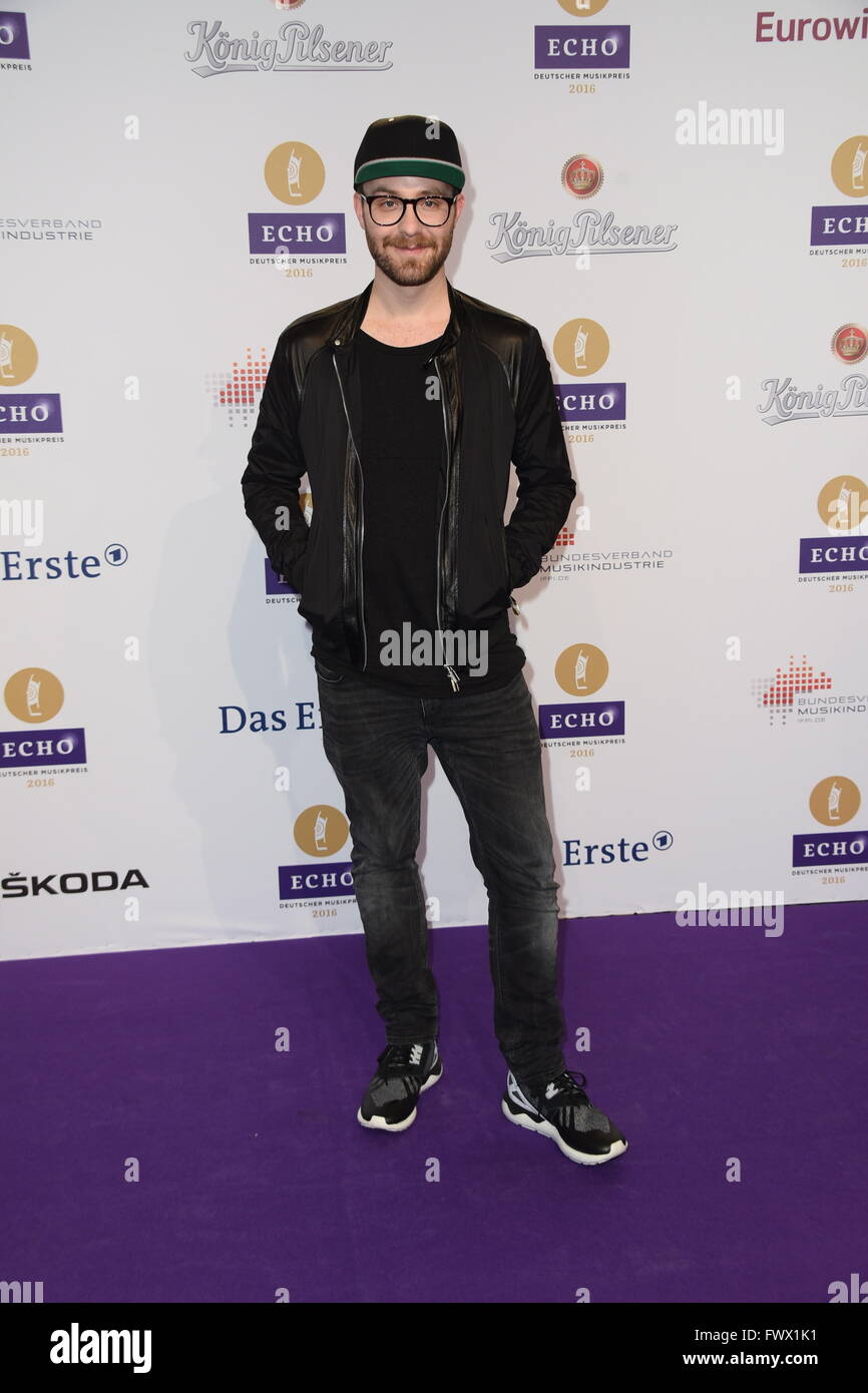 Mark Forster Sänger /arrival roten Teppich bei den 25. Echo Award 2016 auf 7. April 2015 in Berlin, Deutschland Stockfoto