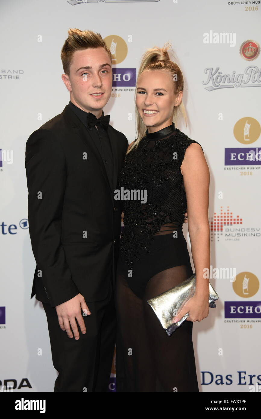Dagi bee where -Fotos und -Bildmaterial in hoher Auflösung - Seite 2 ...