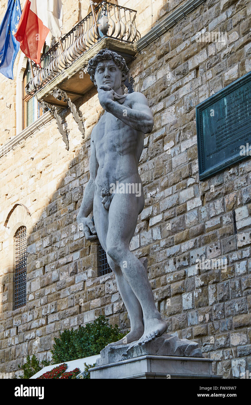 Eine Kopie der Statue des David von Michelangelo in der Piazza della Signiora Florence. Im Jahre 1873 wurde die Statue des David entfernt fr Stockfoto