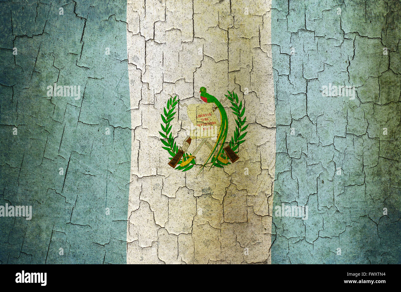 Guatemala Flagge auf einem alten rissige Wand Stockfoto