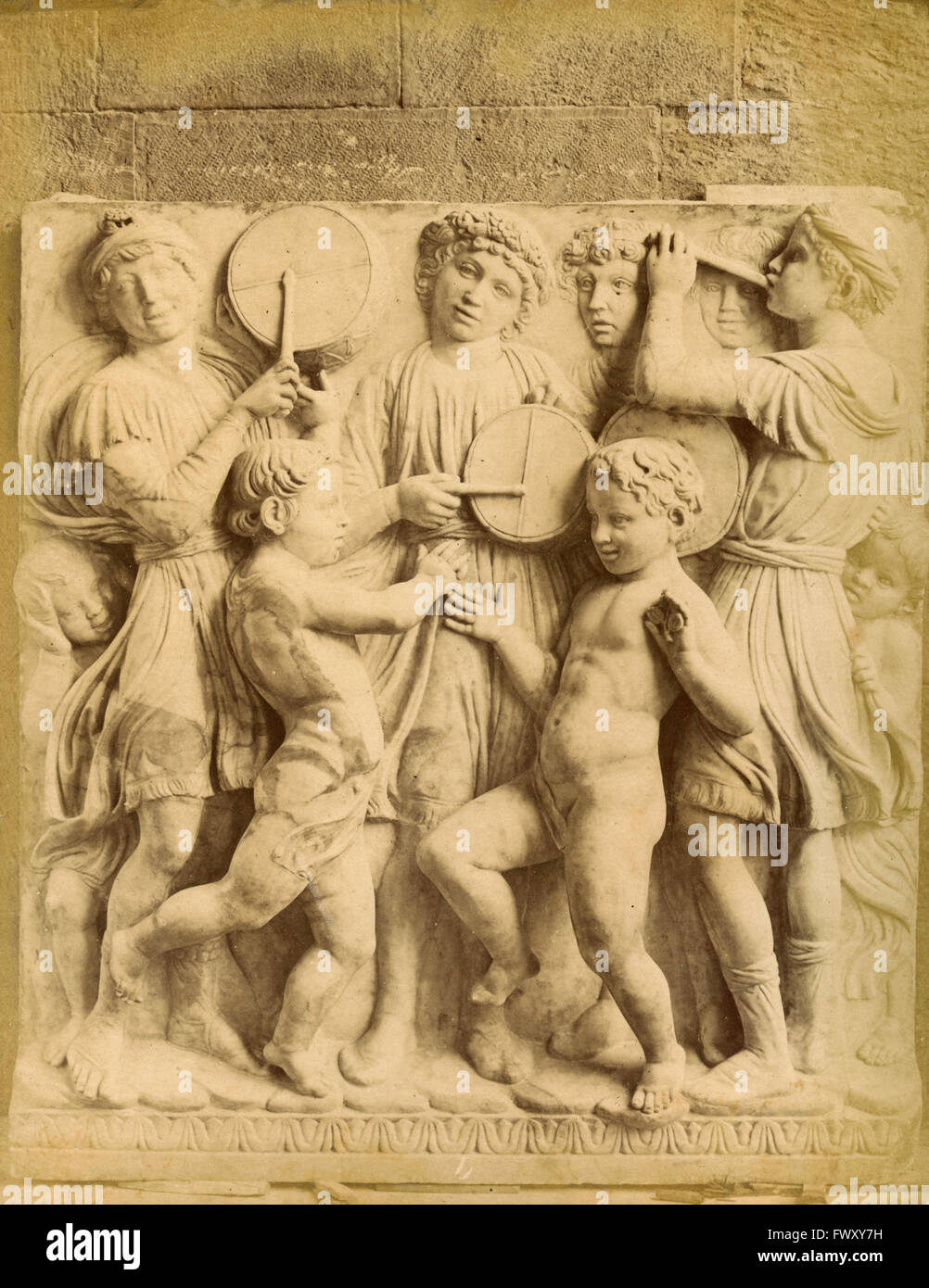 Chor, Putten spielen Trommeln und Pfeifen, S. Museum M. del Fiore, Florenz, Italien Stockfoto